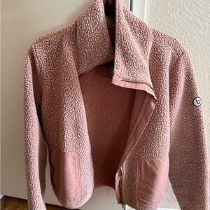 Vuori alpine Sherpa jacket small